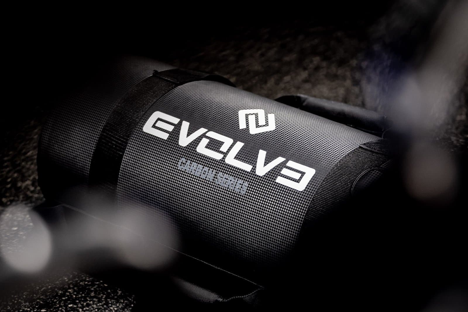 Въздушни възглавници от серията Evolve Carbon